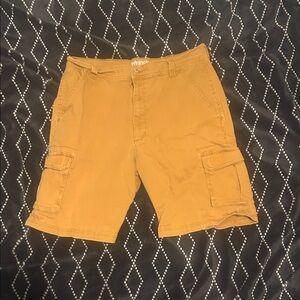 Wrangler Men's Tan Cargo Shorts
